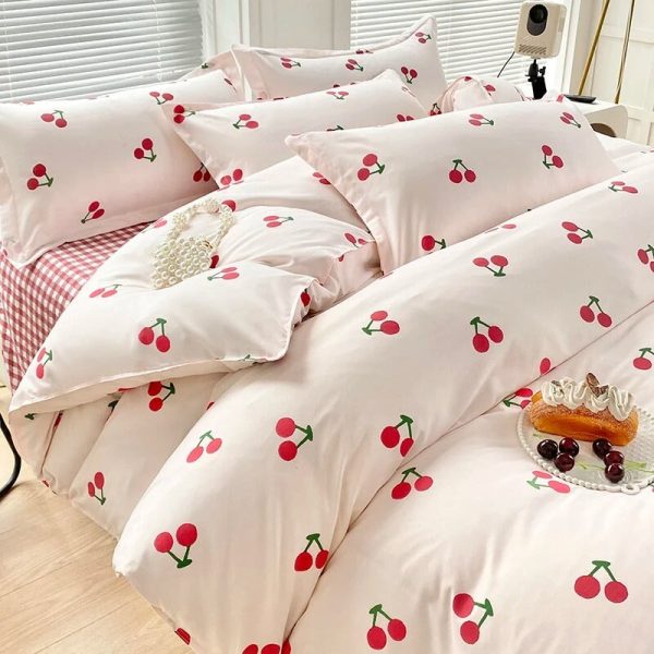 Cherry-Themed Checkered Polyester Bedding Set with Bed Sheet