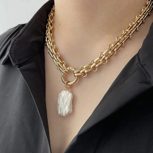 Chunky Chain Pearl Pendant Necklace