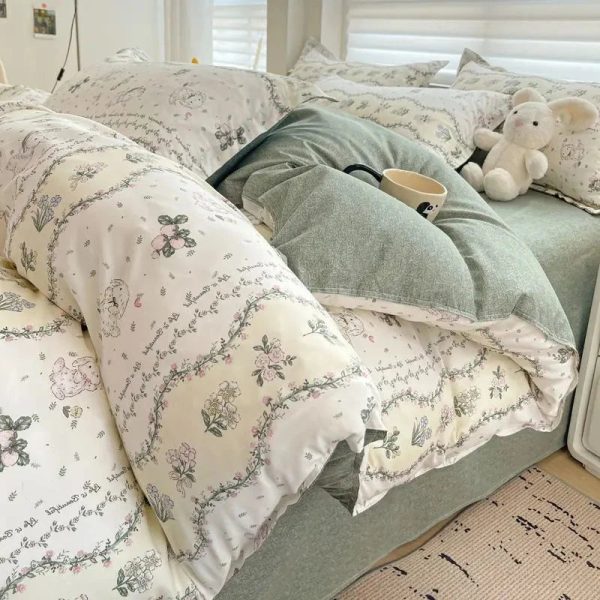 Floral Sage Green & Cream Botanical Print Bedding Set