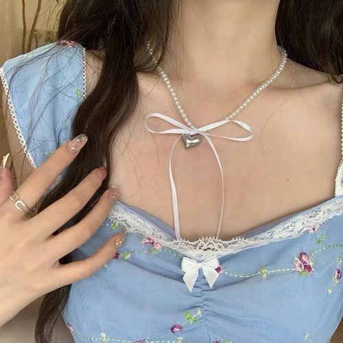 Kawaii Pearl Bow Metallic Heart Necklace