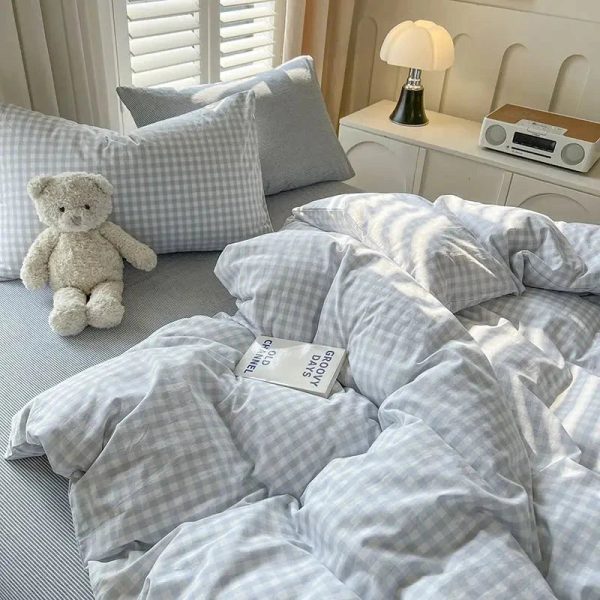 Pastel Pink Blue Gray Checkered Polyester Bedding Set with Bed Sheet