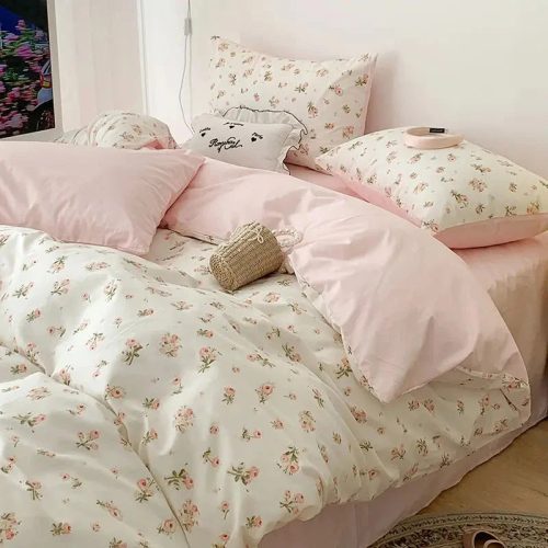 Pastel Pink Floral Polyester Bedding Set with Bed Sheet